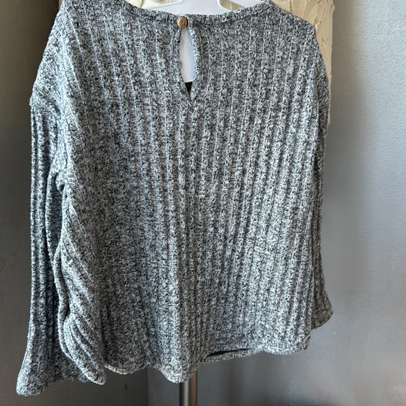 Zara Capsule Collection Sweater - Picture 9 of 9